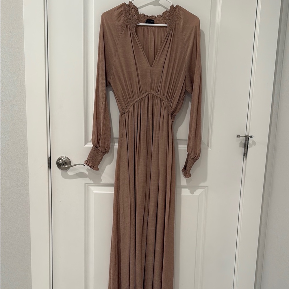 SMOCKED LONG SLEEVE MAXI DRESS IN DUSTY ROSE